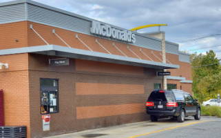 Mcdonald's outside