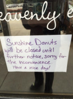 Sunshine Donuts outside