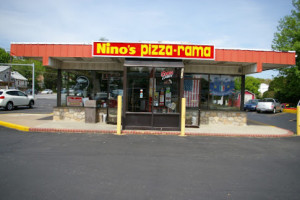 Nino's Pizzarama Willow Grove outside