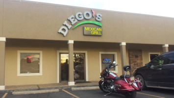 Diego's Mexican Grill outside