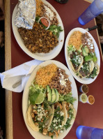 Nacos Tacos food
