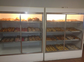Ahualulco Panaderia Bakery inside