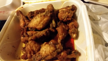 Dick's Shrimp And Wings food