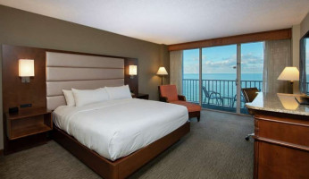 Doubletree Beach Resort By Hilton Tampa Bay North Redington Beach inside
