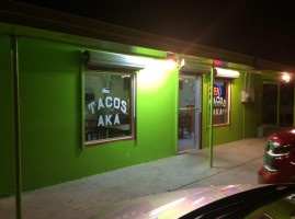 Tacos Aka inside