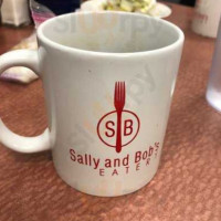 Sally Bob's Deli-ette food