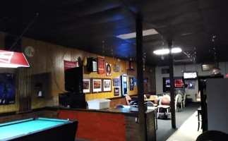 Snyder's Pub inside
