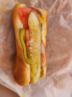 Lulu's Hot Dogs food