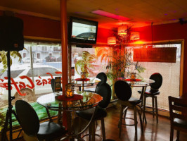Salsa Cafe inside