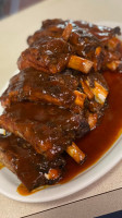 Damion’s Rib Haven food