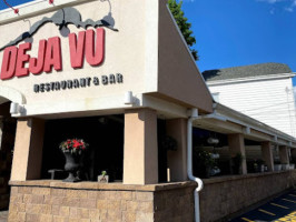 Deja Vu Restaurant Bar inside