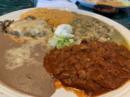 Los Mariachis food