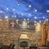 Twisted Oak American Bar and Grill food