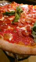 Dean's Pizzeria & Restaurant food
