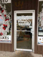 Norm's Soda Fountain outside