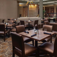 Trofi Restaurant - Doubletree by Hilton Kansas City - Overland Park food
