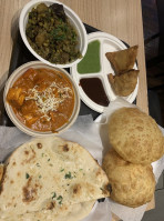 Om Indian Bistro food