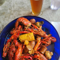 Louie's Oyster House & Beer Garden food