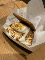 1927 S'mores Company food