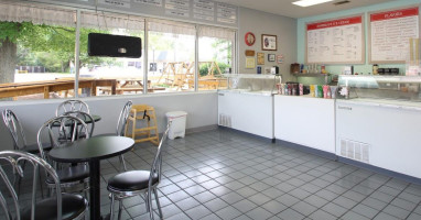 Front Porch Ice Cream Shop inside