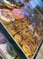 Dizzy Dean's Donuts food