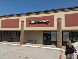 Coffee Del Rey outside
