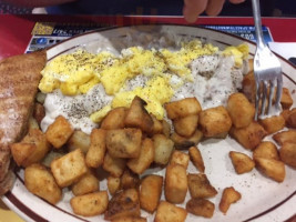 Mary Ann's Diner food