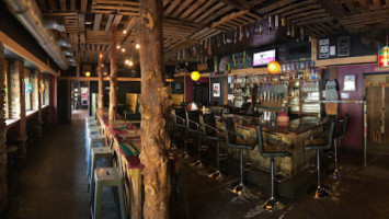 Wildwood Tavern inside