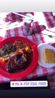 Ma-n-pop Soul Food food