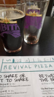 Revival Pizza Co. food