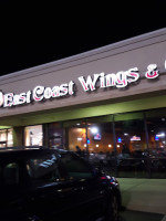 East Coast Wings Grill outside