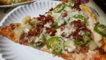 Spicy Pie Pizza Grand Forks food