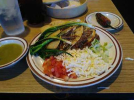 Los Nogales food