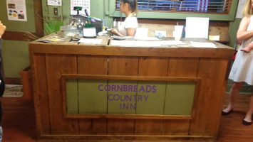 Cornbread's Country Inn food