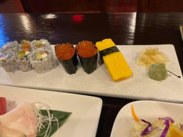 Sushi Cafe Hanah food