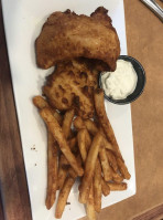 Topper's Tavern food