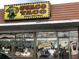 Guaco Taco outside