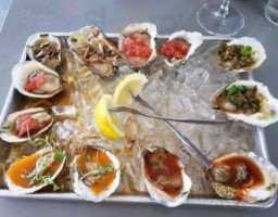 The Royal Oyster food