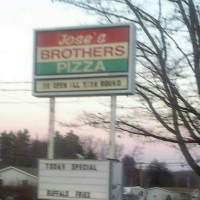 Brothers Pizza inside