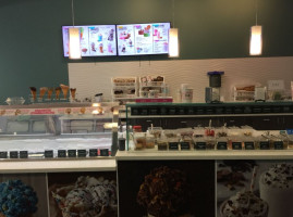 Marble Slab Creamery outside