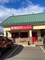 Semolina Pizzeria outside