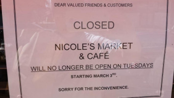 Nicole's Market Cafe inside