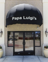 Papa Luigi's Pizza inside