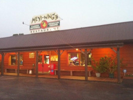 Mexi-wing outside