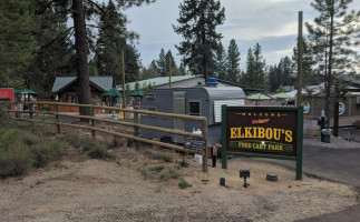 Elkibou’s Food Cart Park outside