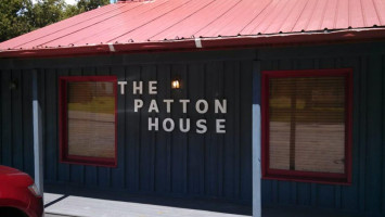 The Patton House Restuarant outside
