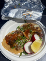 Tacos El Autlense food