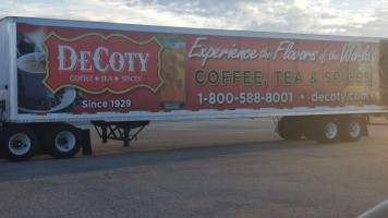 Decoty Coffee Co outside