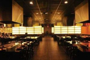 Kabuto Sushi, Hibachi Lounge inside