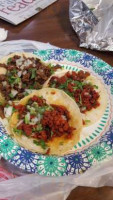 Tacos El Machin inside